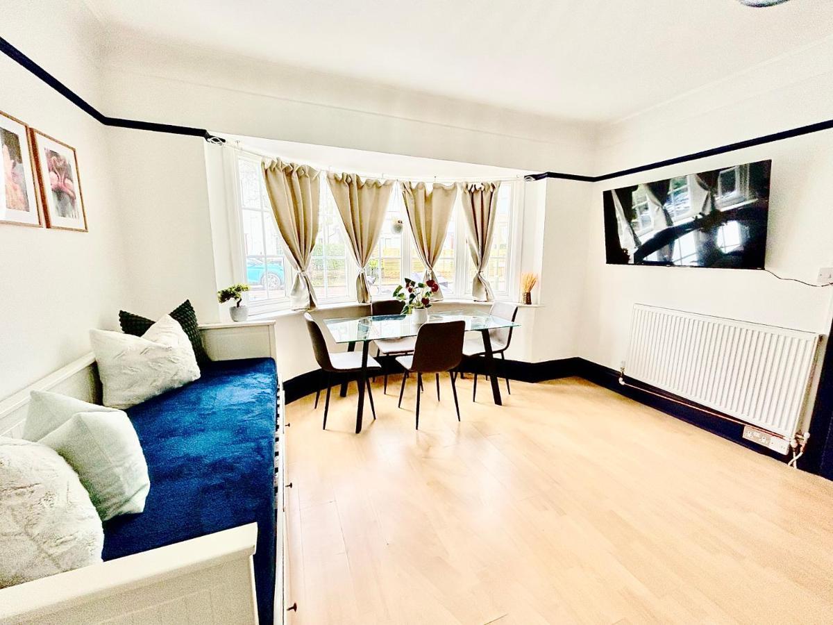 Rest Boutique Golders Green لندن المظهر الخارجي الصورة