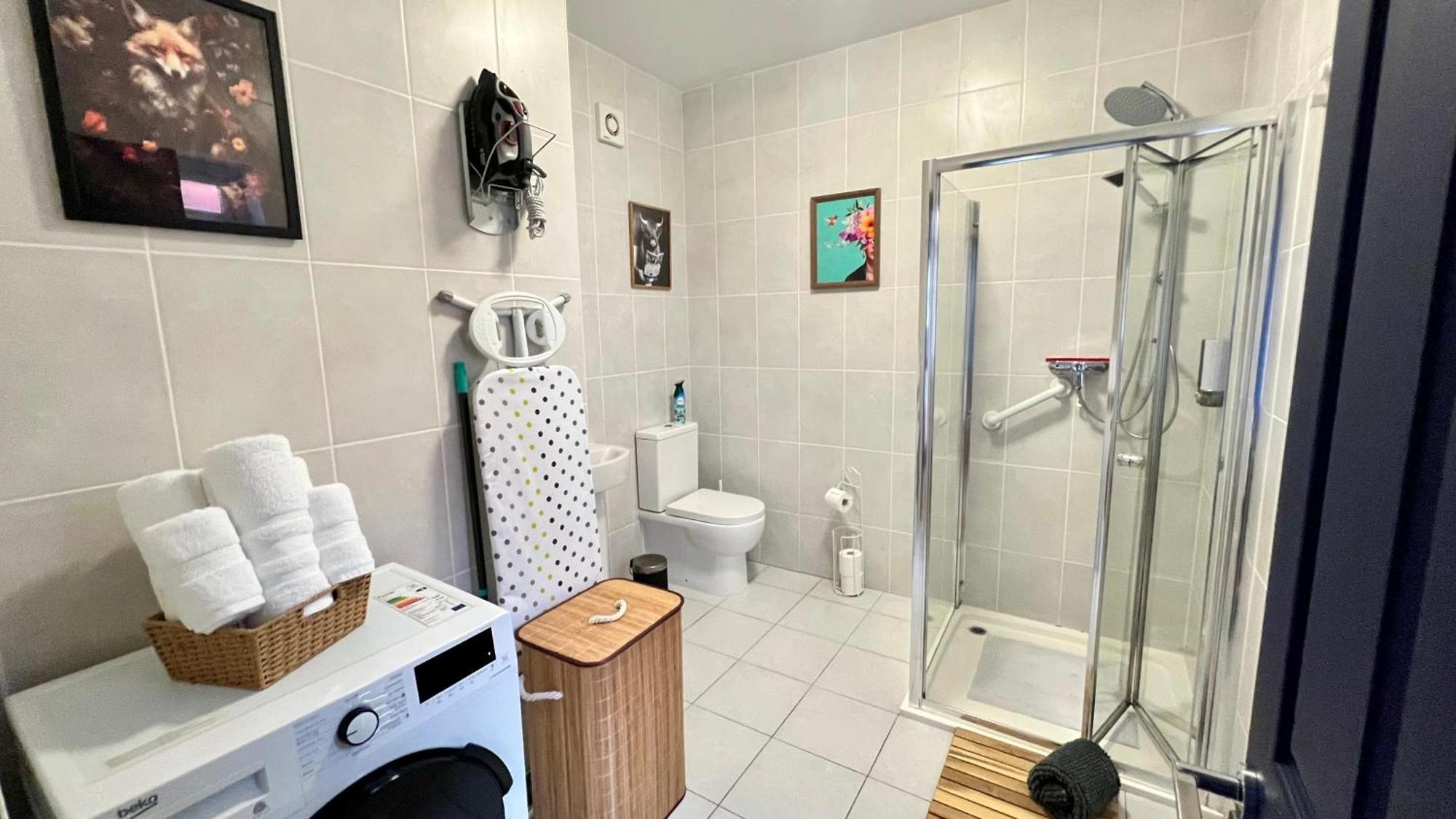 Rest Boutique Golders Green لندن المظهر الخارجي الصورة